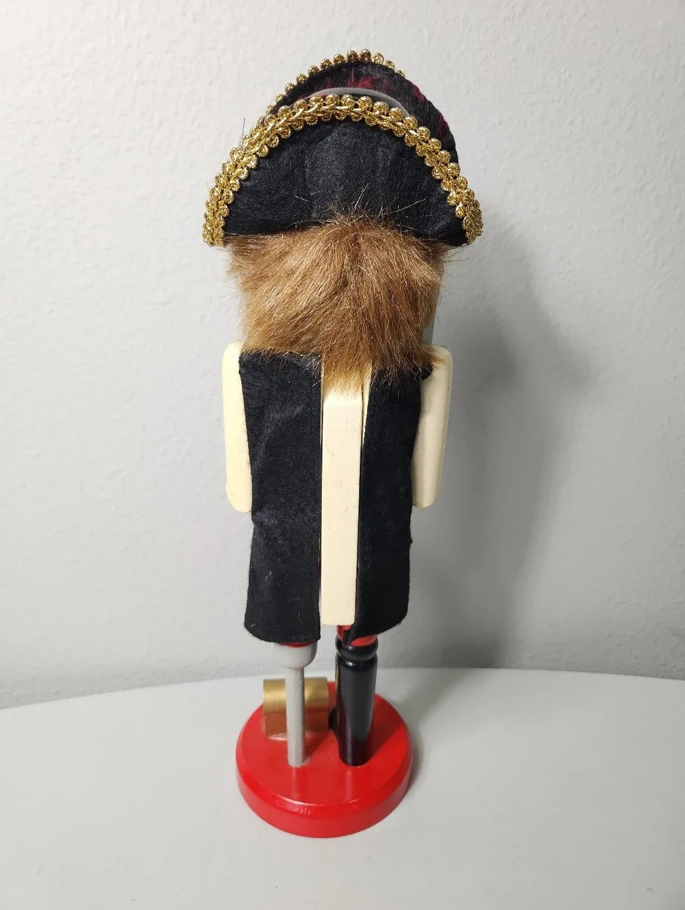 Target 2011 Wooden Handpainted Pirate Nutcracker 14